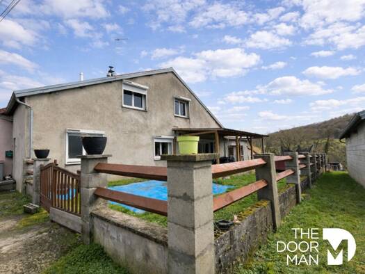 Maison à vendre 68 000 € 5 pièces 3 chambres 88 m² 801 m² de terrain Vicq 52400