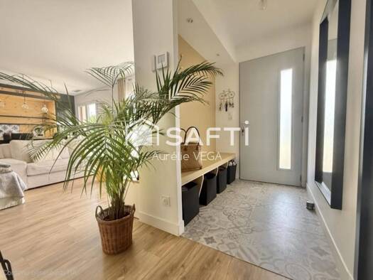 Maison de plain-pied à vendre 328 000 € 6 pièces 5 chambres 136 m² 799 m² de terrain Léran 09600