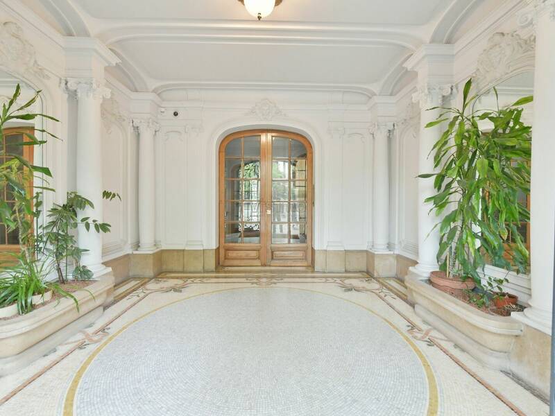 Maison à louer, 148m², PARIS 16E