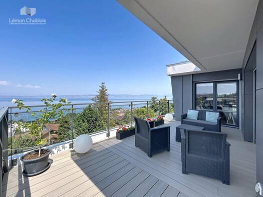 Appartement à vendre 1 050 000 € 4 pièces 3 chambres 119 m² Étage 3/3 Ville Haute Évian-les-Bains 74500