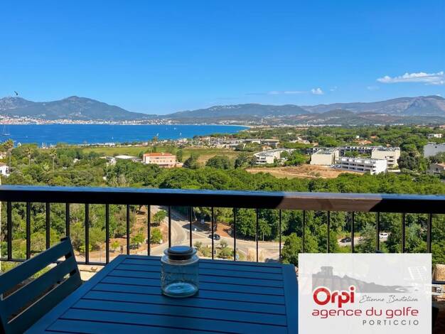 Appartement à vendre 195 000 € 2 pièces 1 chambre 32 m² Étage 1/2 Porticcio Grosseto-Prugna 20166