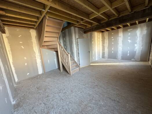 Duplex à vendre 73 000 € 3 pièces 2 chambres 71,5 m² Étage 1/2 Tracy-le-Mont 60170