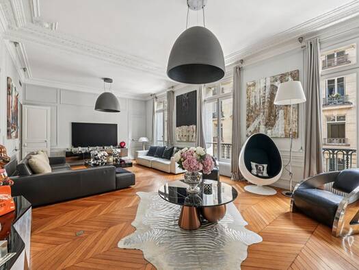 Appartement à vendre 3 100 000 € 5 pièces 3 chambres 200 m² Étage 2/7 Paris 8ème 75008