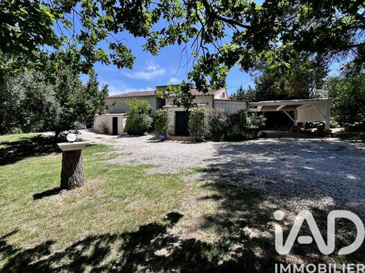 Maison de plain-pied à vendre 399 000 € 5 pièces 3 chambres 126,1 m² 1 337 m² de terrain Sud Uzès 30700