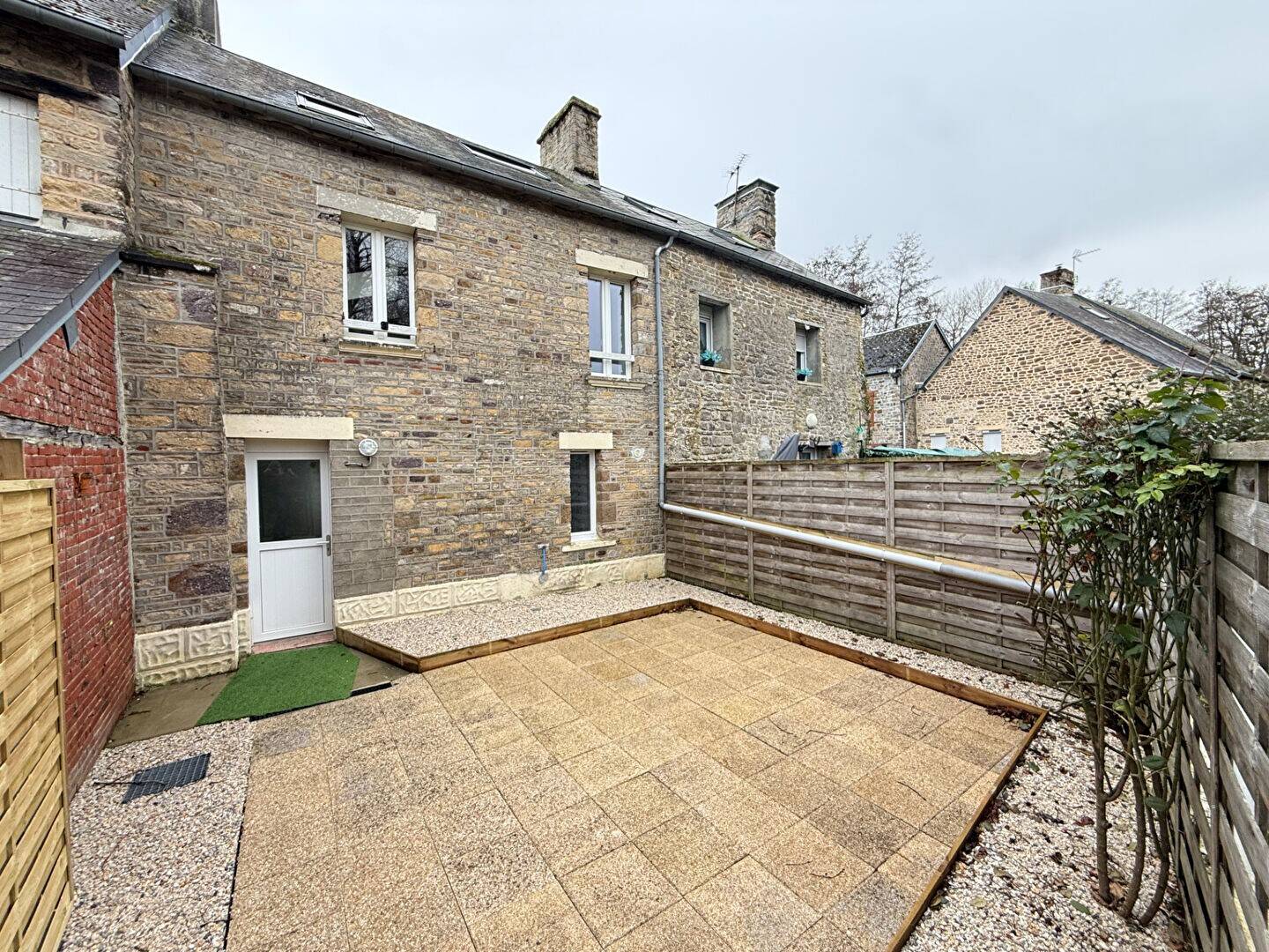 Maison à louer, 57m², CLECY