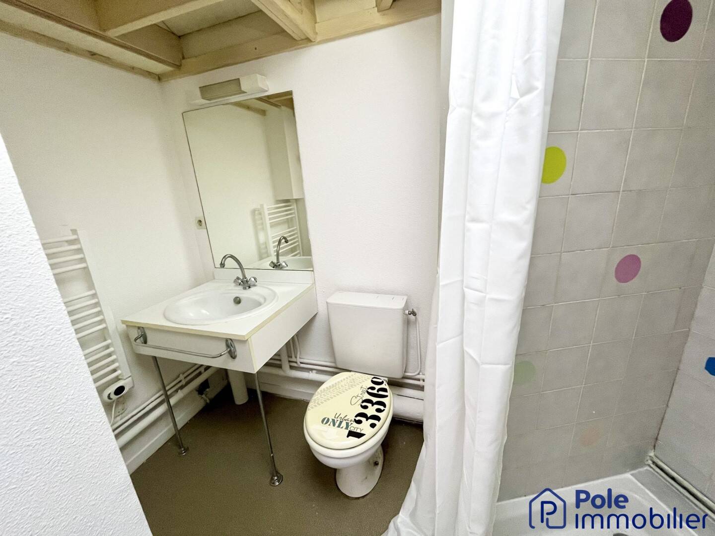 Maison à louer, 18m², CAEN