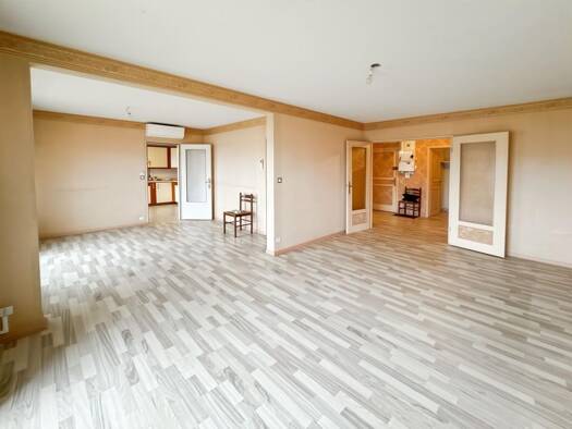 Appartement à vendre 229 999 € 4 pièces 3 chambres 108,8 m² Étage 6/8 Beaulieu Périgueux 24000