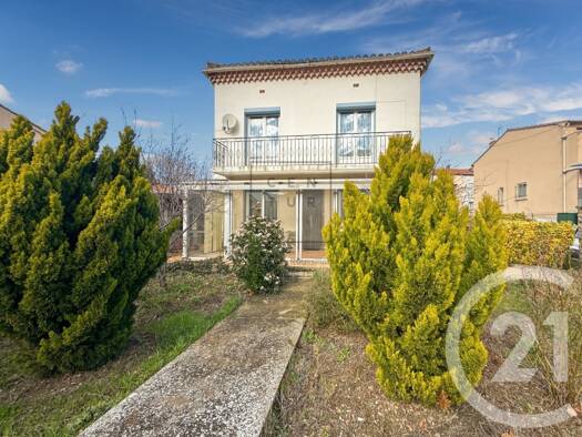 Maison à vendre 159 900 € 6 pièces 3 chambres 125 m² 786 m² de terrain Saint-Paul-de-Fenouillet 66220