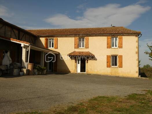 Maison à vendre 210 000 € 6 pièces 5 chambres 201 m² 54 236 m² de terrain Mirande 32300