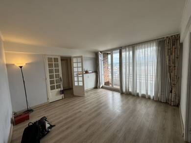 Appartement à vendre 129 000 € 2 pièces 1 chambre 45 m² Étage 6/7 Livry Gargan 93190