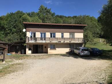 Maison à vendre 258 000 € 5 pièces 4 chambres 137 m² 2 957 m² de terrain Champagnole 39300