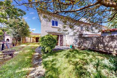 Maison à vendre 199 000 € 4 pièces 3 chambres 114 m² 650 m² de terrain Baron 33750