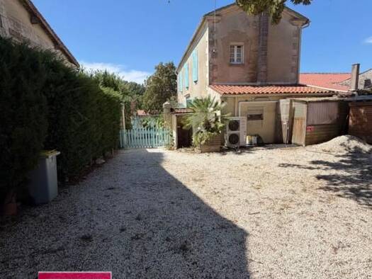 Maison à vendre 178 880 € 7 pièces 2 chambres 120,69 m² 502 m² de terrain Mouzeuil-Saint-Martin 85370
