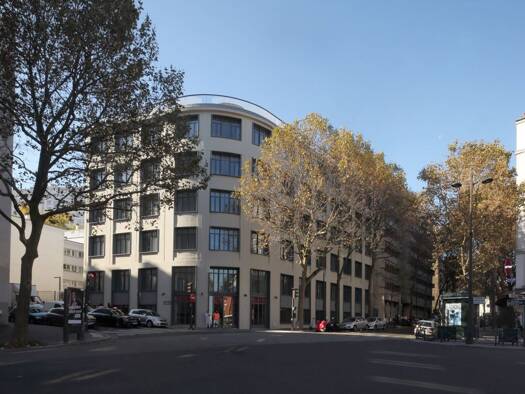 Boutique à louer 19 743 € 1 016 m² de surface de vente Danube-Porte des Lilas Paris 19ème arrondissement 75019