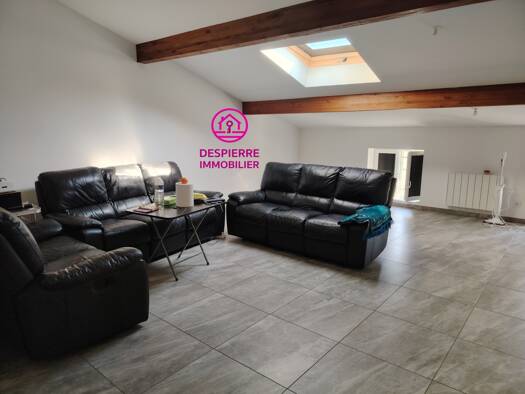 Immeuble à vendre 230 000 € 200 m² Le Péage-de-Roussillon 38550