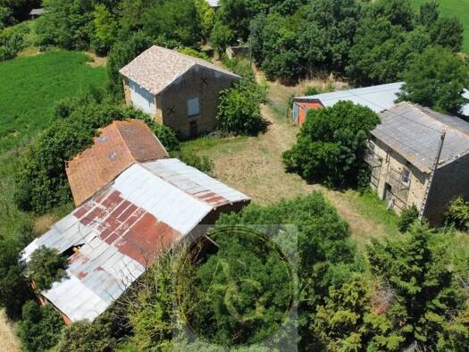 Terrain constructible à vendre 85 000 € 2 347 m² de terrain Villautou 11420