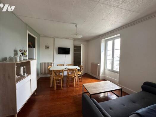 Appartement à louer 750 € 3 pièces 2 chambres 70,5 m² 3ème étage Dole 39100