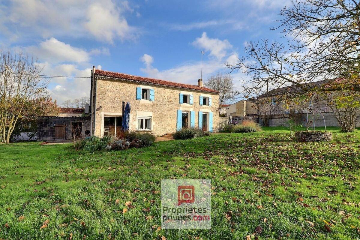Maison à vendre, 120m², TONNAY BOUTONNE
