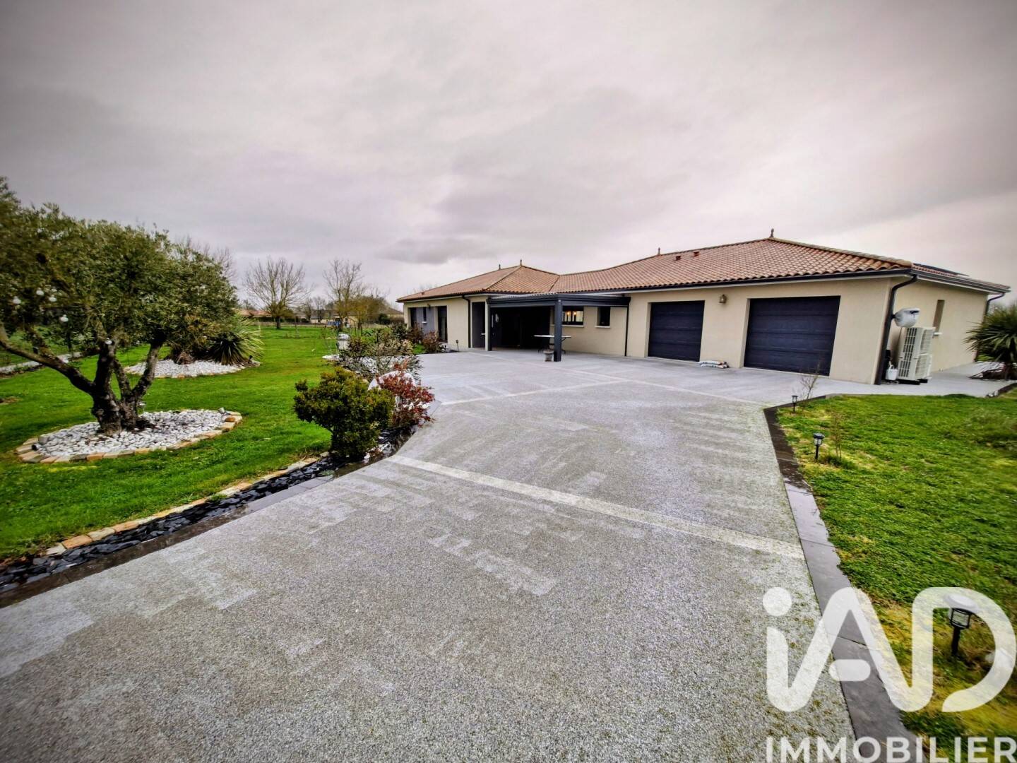 Maison à vendre, 182m², LAMONZIE SAINT MARTIN