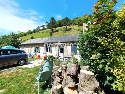 Maison de plain-pied à vendre 89 000 € 3 pièces 2 chambres 57 m² 504 m² de terrain Le Quesne 80430