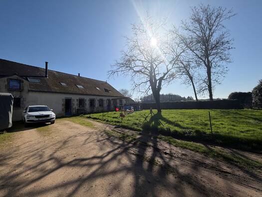 Maison à louer 1 200 € 6 pièces 4 chambres 195 m² 400 m² de terrain Pluneret 56400