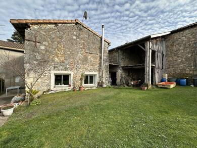 Maison à vendre 199 000 € 7 pièces 4 chambres 156 m² Parcoul-Chenaud 24410