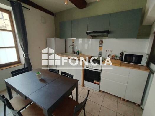 Appartement à louer 515 € 3 pièces 2 chambres 41,7 m² RDC Centre Ville Pont-Saint-Esprit 30130