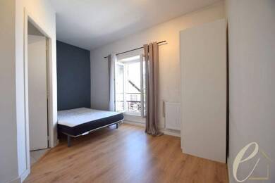 Appartement à louer 579 € 1 pièce 13 m² Dernier étage, Étage 2/2 Tassin le Bourg Tassin la Demi Lune 69160