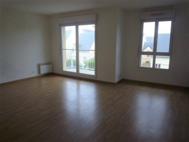 Maison à louer, 65m², PORT EN BESSIN HUPPAIN
