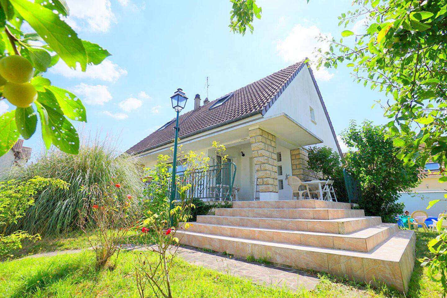 Maison à vendre, 142m², MORAINVILLIERS