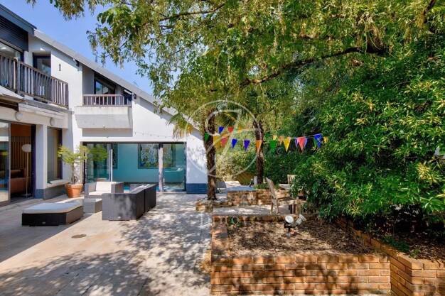 Maison à vendre 2 665 000 € 8 pièces 4 chambres 300 m² 800 m² de terrain Garches 92380