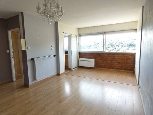 Appartement à louer 536 € 3 pièces 2 chambres 61,4 m² RDC Alès 30100