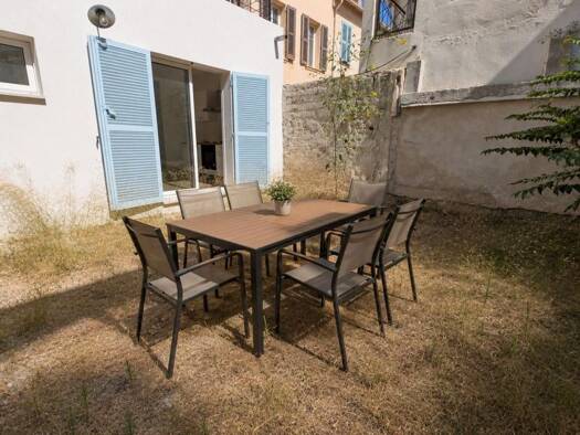 Appartement à vendre 229 000 € 2 pièces 40 m² RDC/2 Saint Roch Toulon 83200
