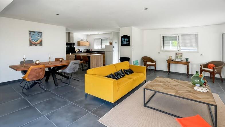 Maison à louer 1 230 € 5 pièces 4 chambres 118,6 m² disponible à partir du 01/08/2025 Bretagne-de-Marsan 40280