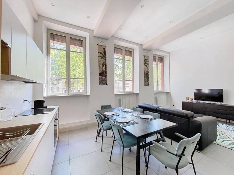 Maison à louer, 61m², LYON 4E