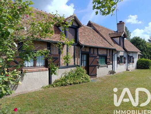 Maison à vendre 287 000 € 5 pièces 4 chambres 160 m² 3 833 m² de terrain La Ferté-Saint-Cyr 41220