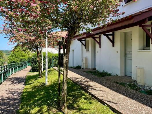 Appartement à vendre 180 000 € 2 pièces 1 chambre 42 m² RDC/2 Lahonce 64990