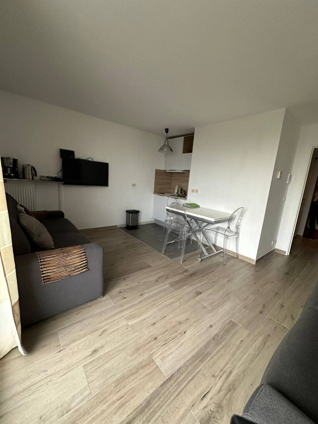 Maison à louer, 28m², COURBEVOIE
