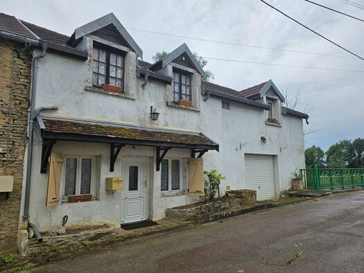 Maison à vendre 56 000 € 5 pièces 2 chambres 106 m² Dampierre-et-Flée 21310