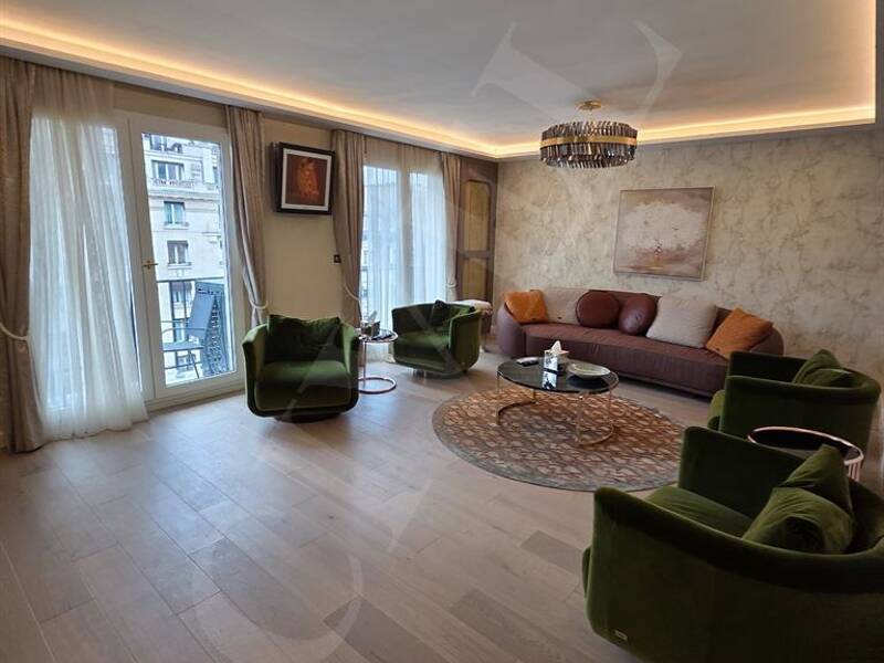 Maison à louer, 92m², PARIS 8E