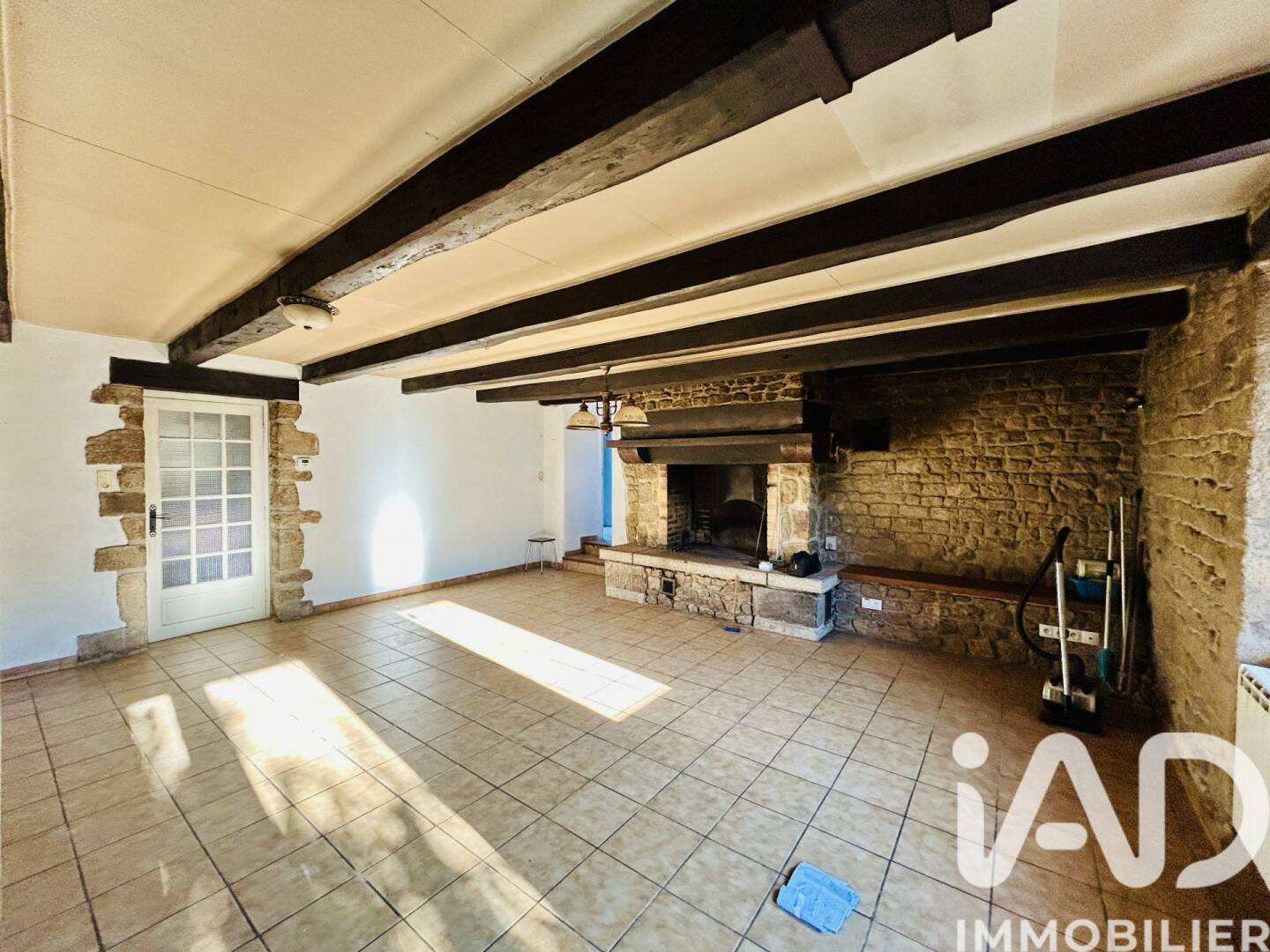 Maison à vendre, 104m², MEZIERES SUR COUESNON