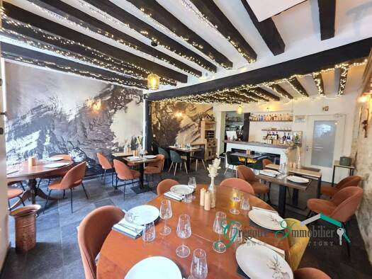Restaurant à vendre 175 000 € 61 m² d'espace de restauration Moret-Loing-et-Orvanne 77250