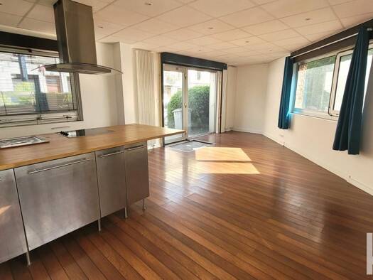 Appartement à vendre 64 000 € 1 pièce 2 chambres 67 m² RDC Saint Etienne 42100