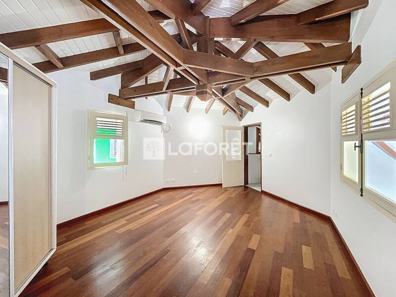 Maison à vendre, 150m², PETIT BOURG