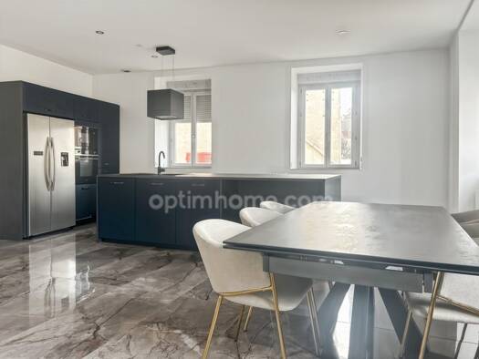 Maison de ville à vendre 349 000 € 5 pièces 4 chambres 152 m² Centre Historique Cusset 03300