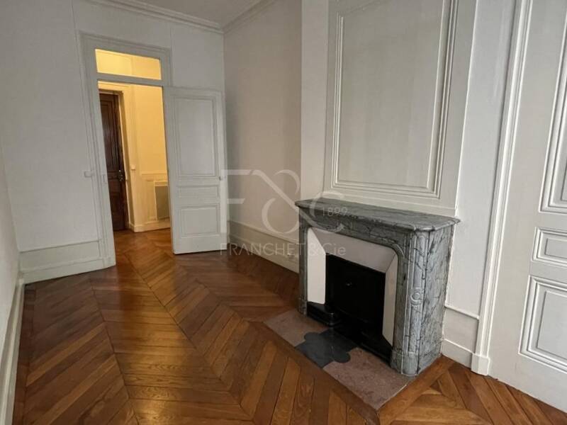 Maison à louer, 58m², LYON 2E