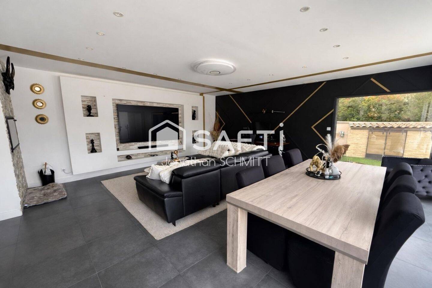 Maison à vendre, 171m², VILLEMOUSTAUSSOU