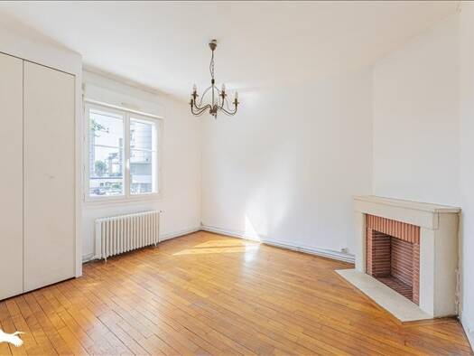 Appartement à vendre 189 000 € 3 pièces 2 chambres 63 m² Étage 1/2 La Fuye Velpeau Tours 37000