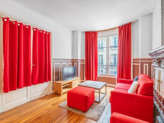 Appartement à louer 2 640 € 3 pièces 2 chambres 60 m² Étage 3/6 Vaugirard-Parc des Expositions Paris 15ème arrondissement 75015