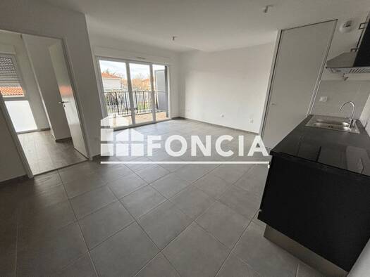 Duplex à louer 800 € 3 pièces 2 chambres 62,5 m² RDC Eaunes 31600